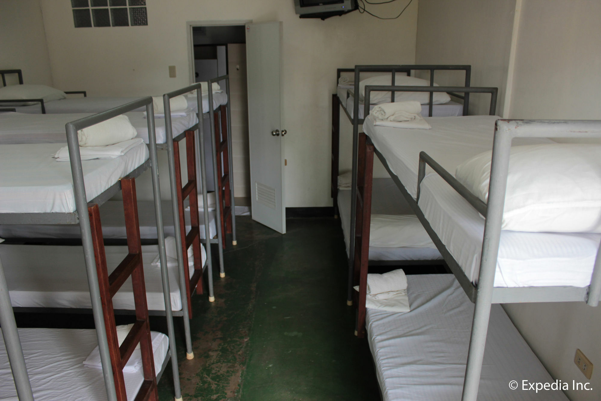 Reddoorz Plus Near Vigan Convention Center Екстер'єр фото
