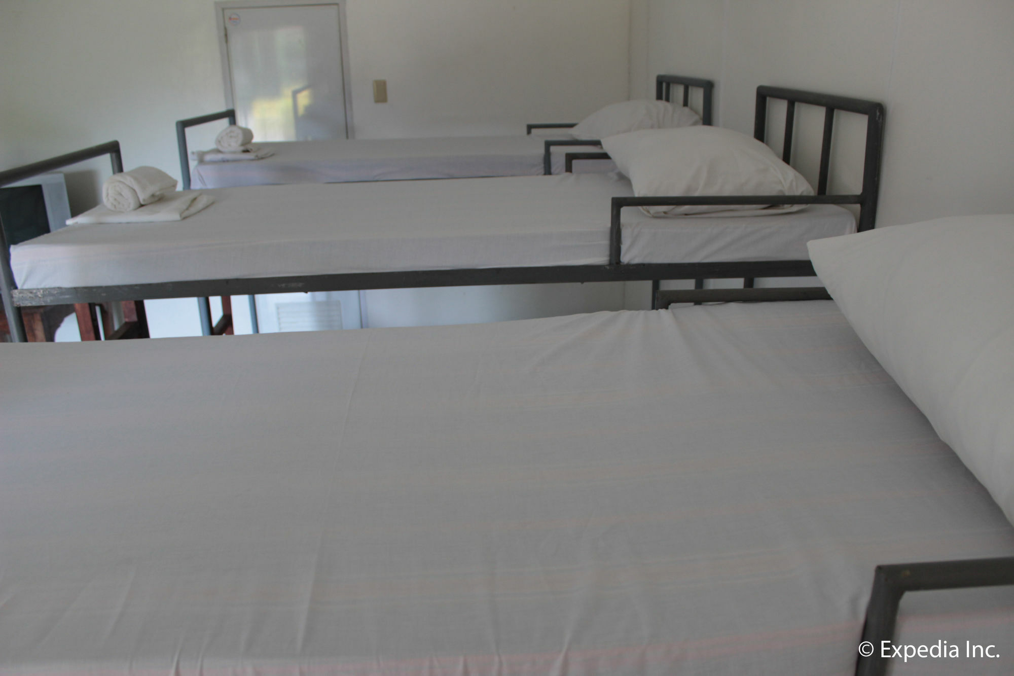 Reddoorz Plus Near Vigan Convention Center Екстер'єр фото