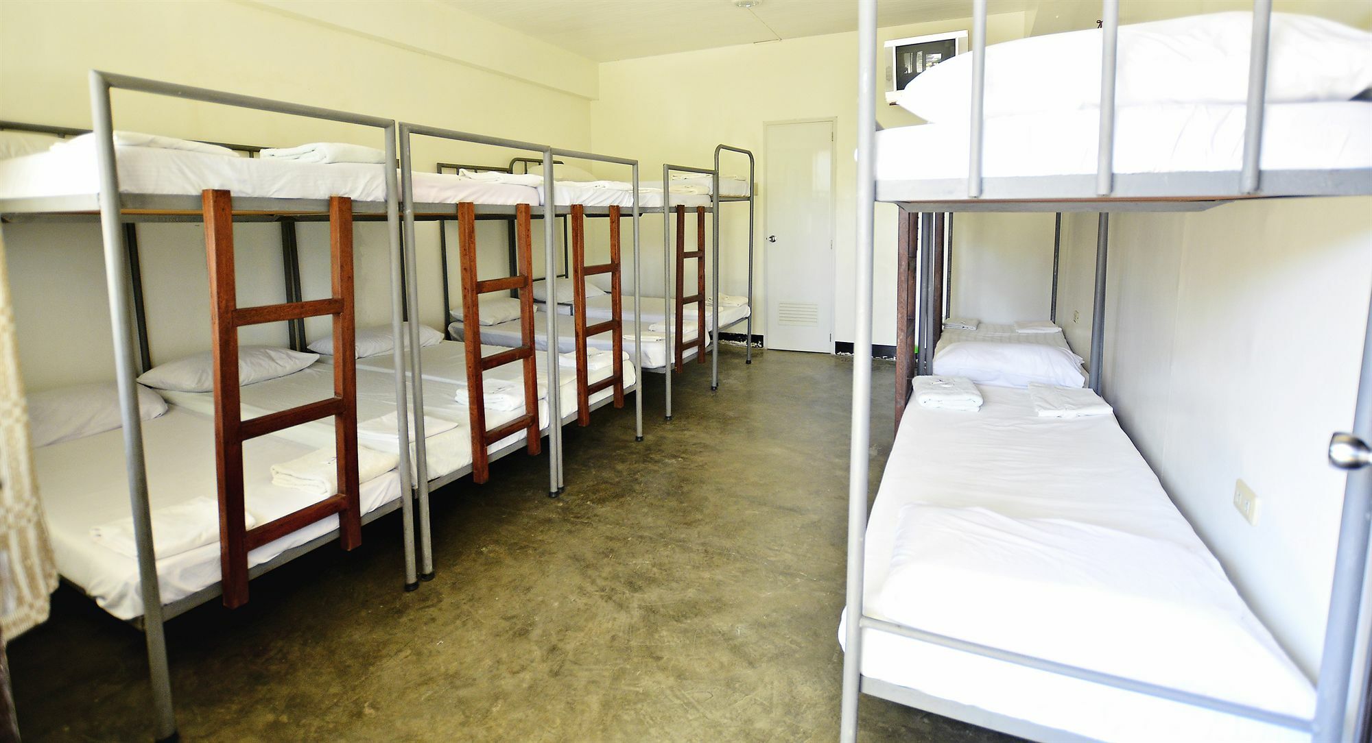 Reddoorz Plus Near Vigan Convention Center Екстер'єр фото