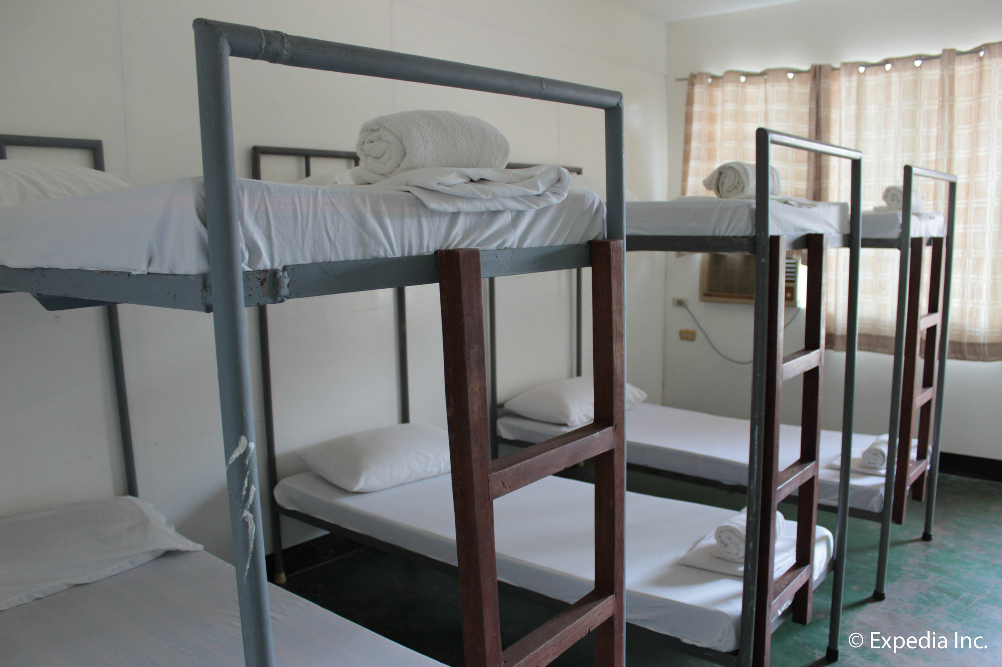 Reddoorz Plus Near Vigan Convention Center Екстер'єр фото