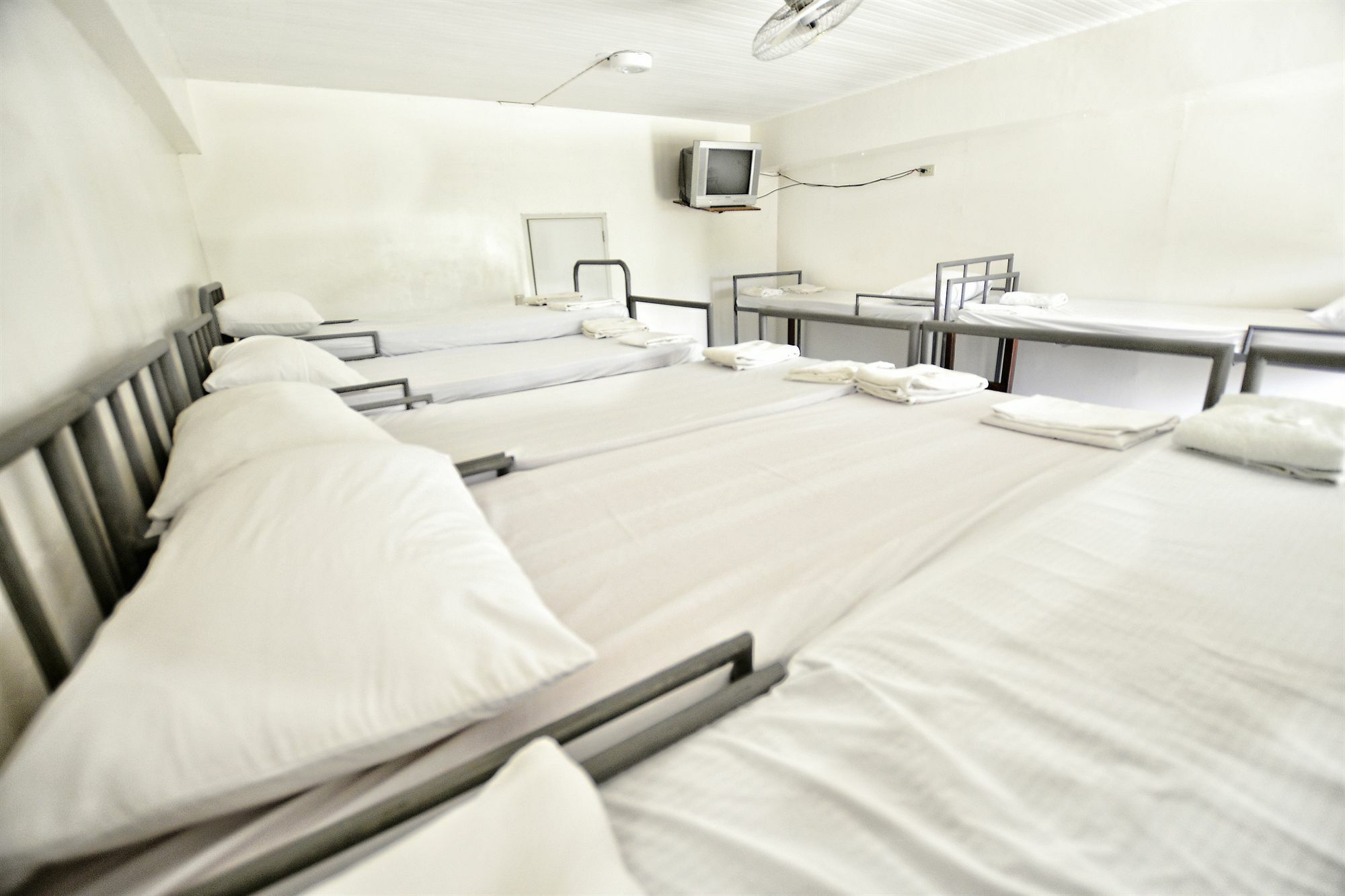 Reddoorz Plus Near Vigan Convention Center Екстер'єр фото