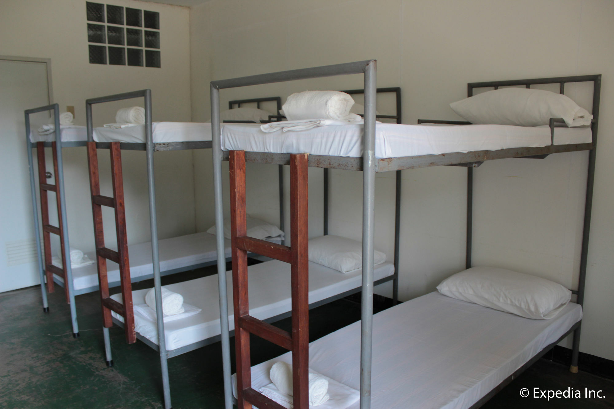 Reddoorz Plus Near Vigan Convention Center Екстер'єр фото