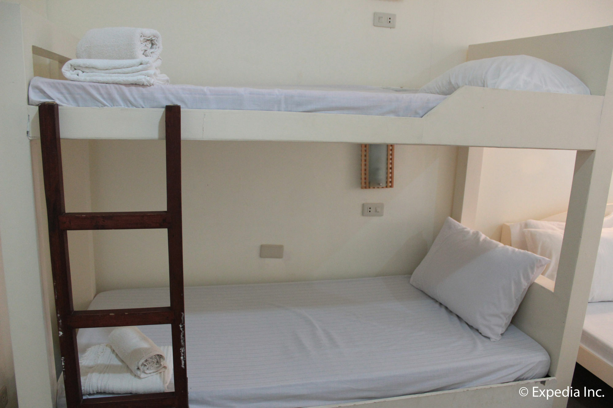 Reddoorz Plus Near Vigan Convention Center Екстер'єр фото
