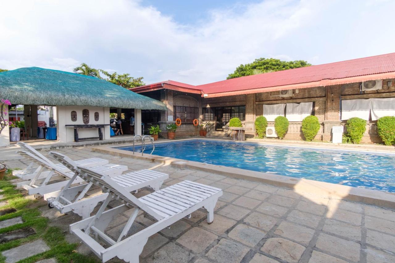 Reddoorz Plus Near Vigan Convention Center Екстер'єр фото