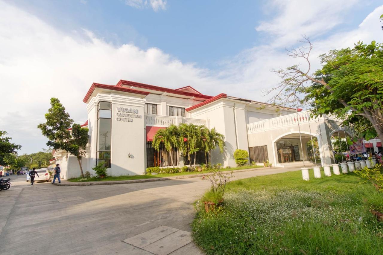 Reddoorz Plus Near Vigan Convention Center Екстер'єр фото